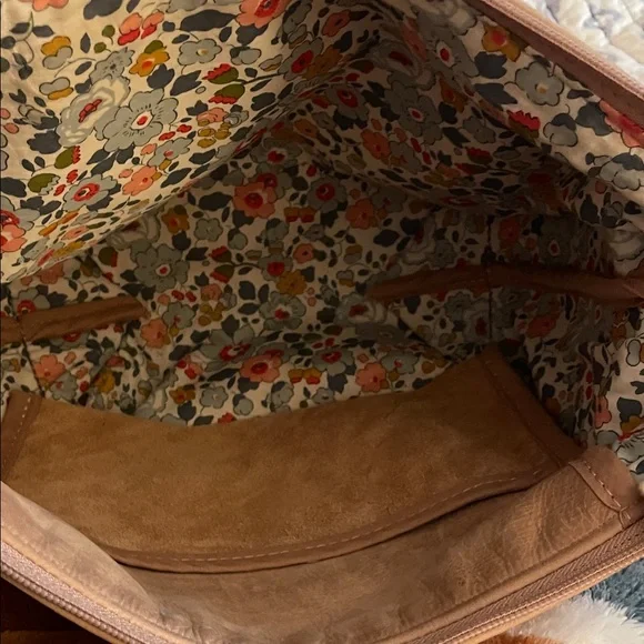 Meanwhile Back On The Farm Leather Shoulder Bag - Picture 3 of 3